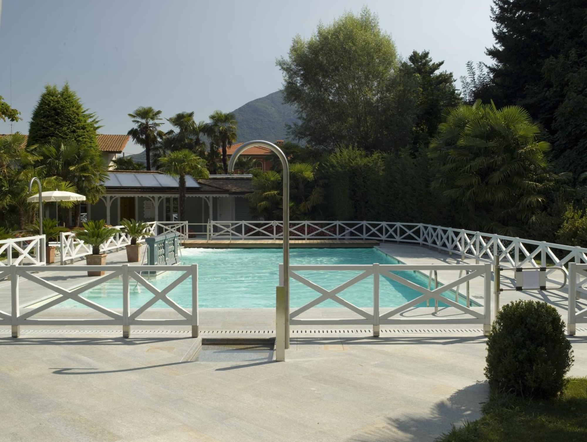 Park Hotel Villa Belvedere Cannobio Bagian luar foto